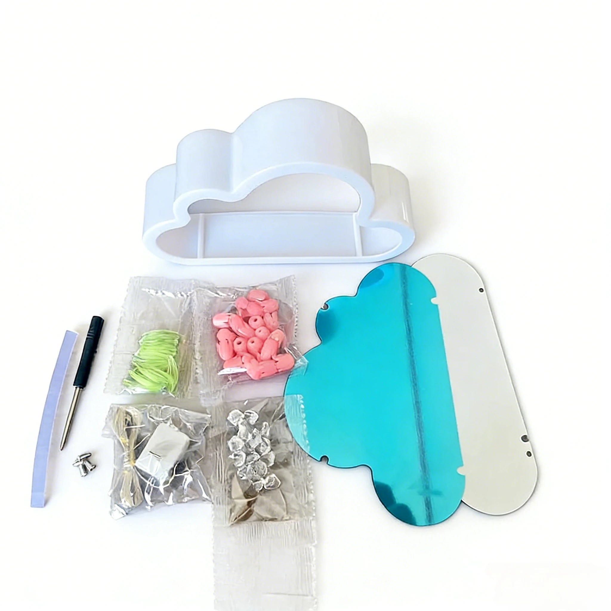 Lampka nocna w kształcie chmurki